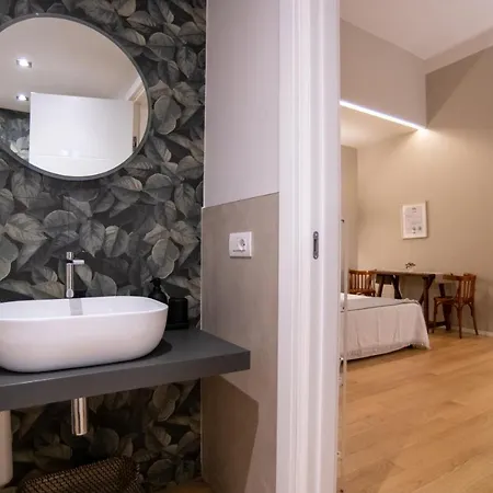 Room24 L Апартаменты *